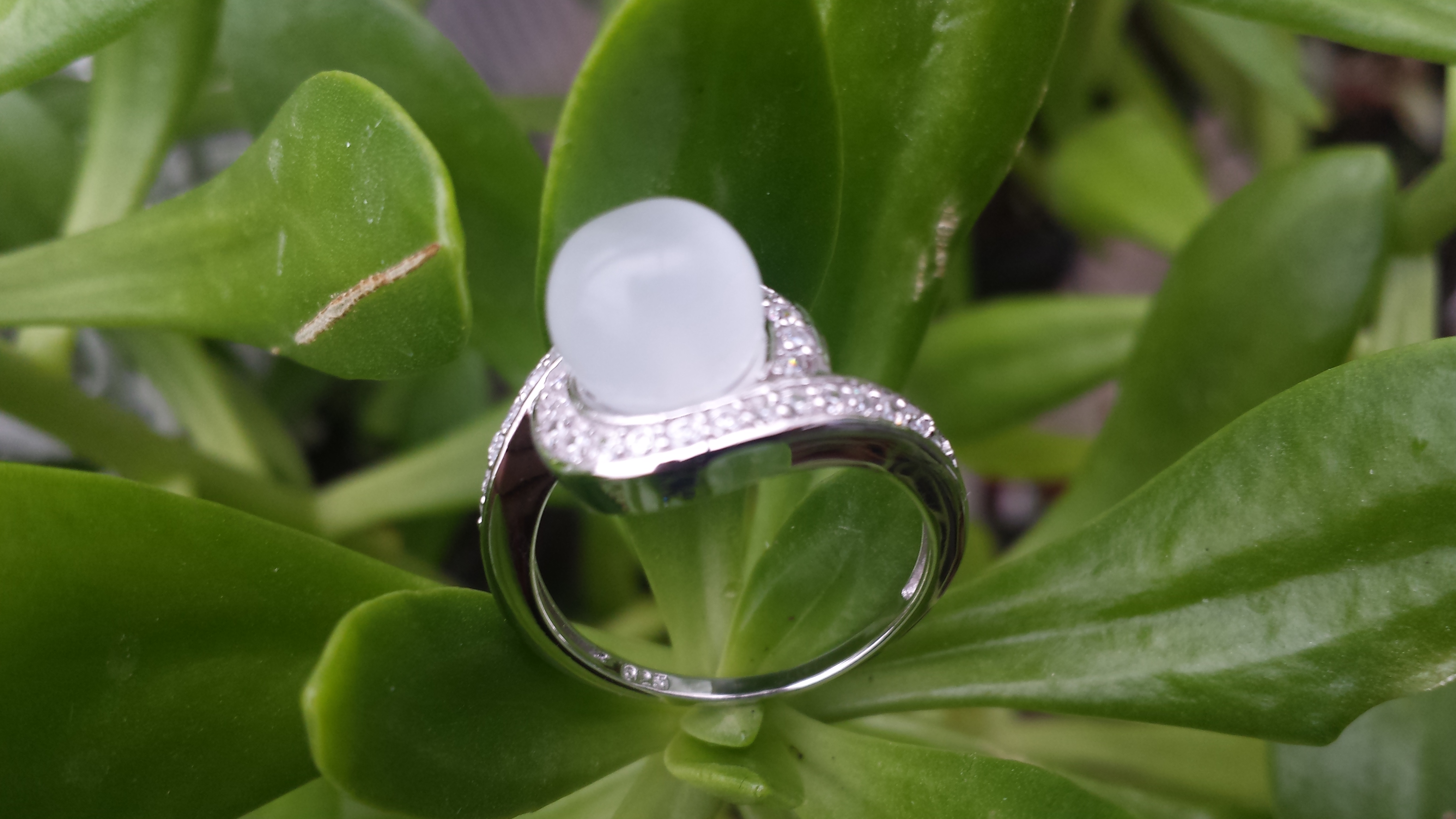 STERLING SILVER 925 MOONSTONE RING WITH CUBIC ZIRCONIA